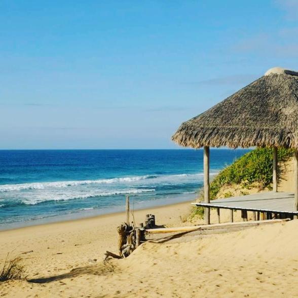 Mar-Me-Quer, Eco Beach Retreat イニャンバネ エクステリア 写真