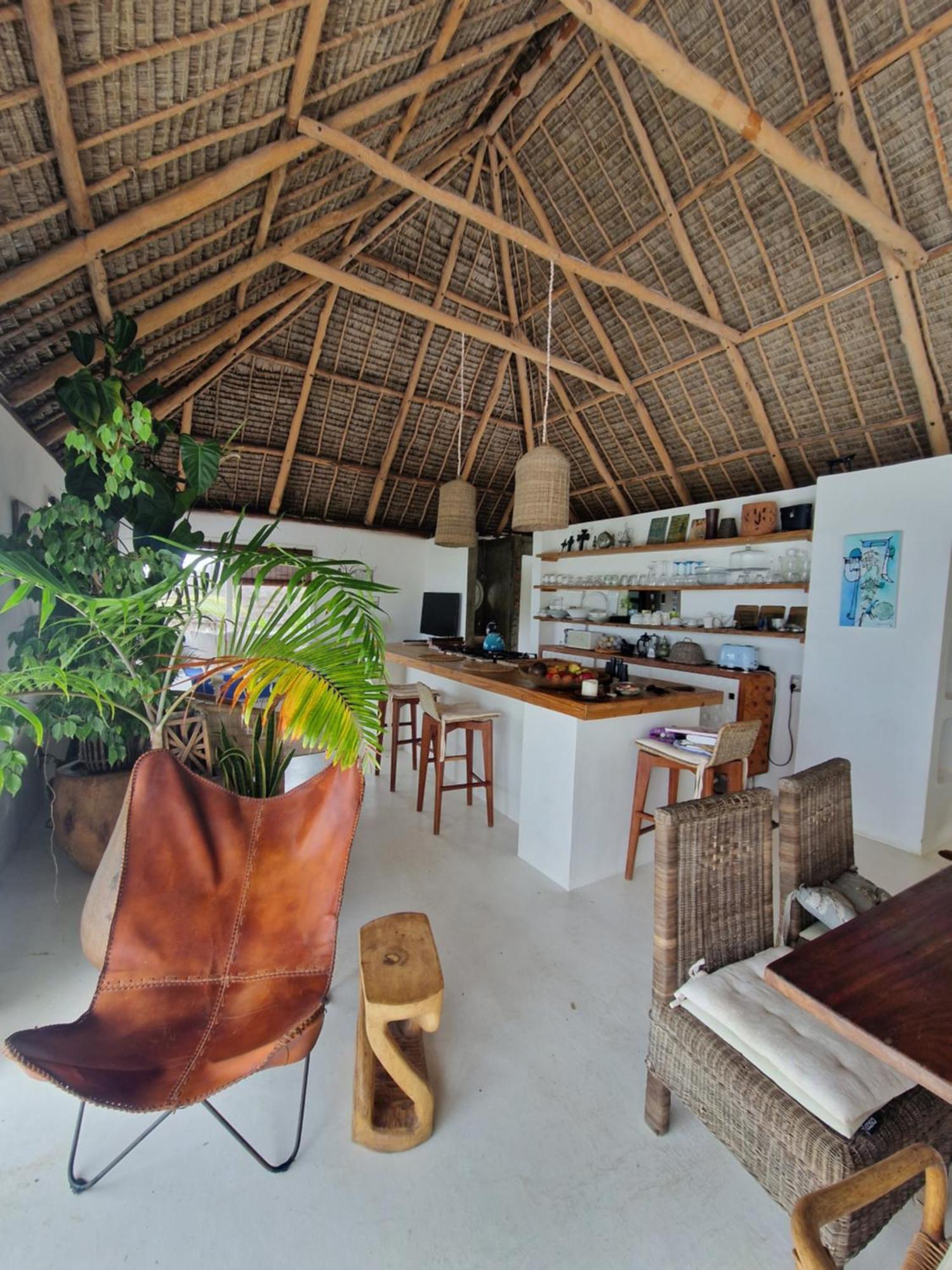 Mar-Me-Quer, Eco Beach Retreat イニャンバネ エクステリア 写真