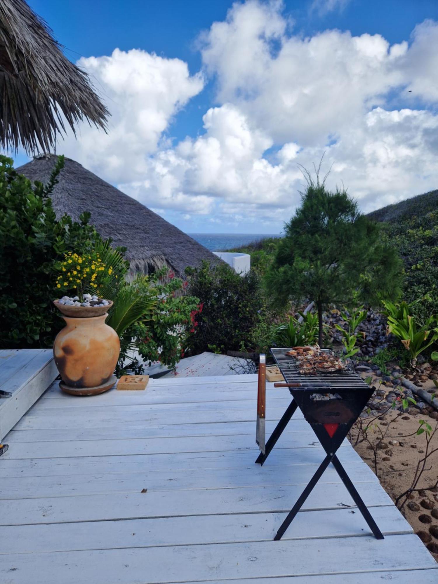 Mar-Me-Quer, Eco Beach Retreat イニャンバネ エクステリア 写真