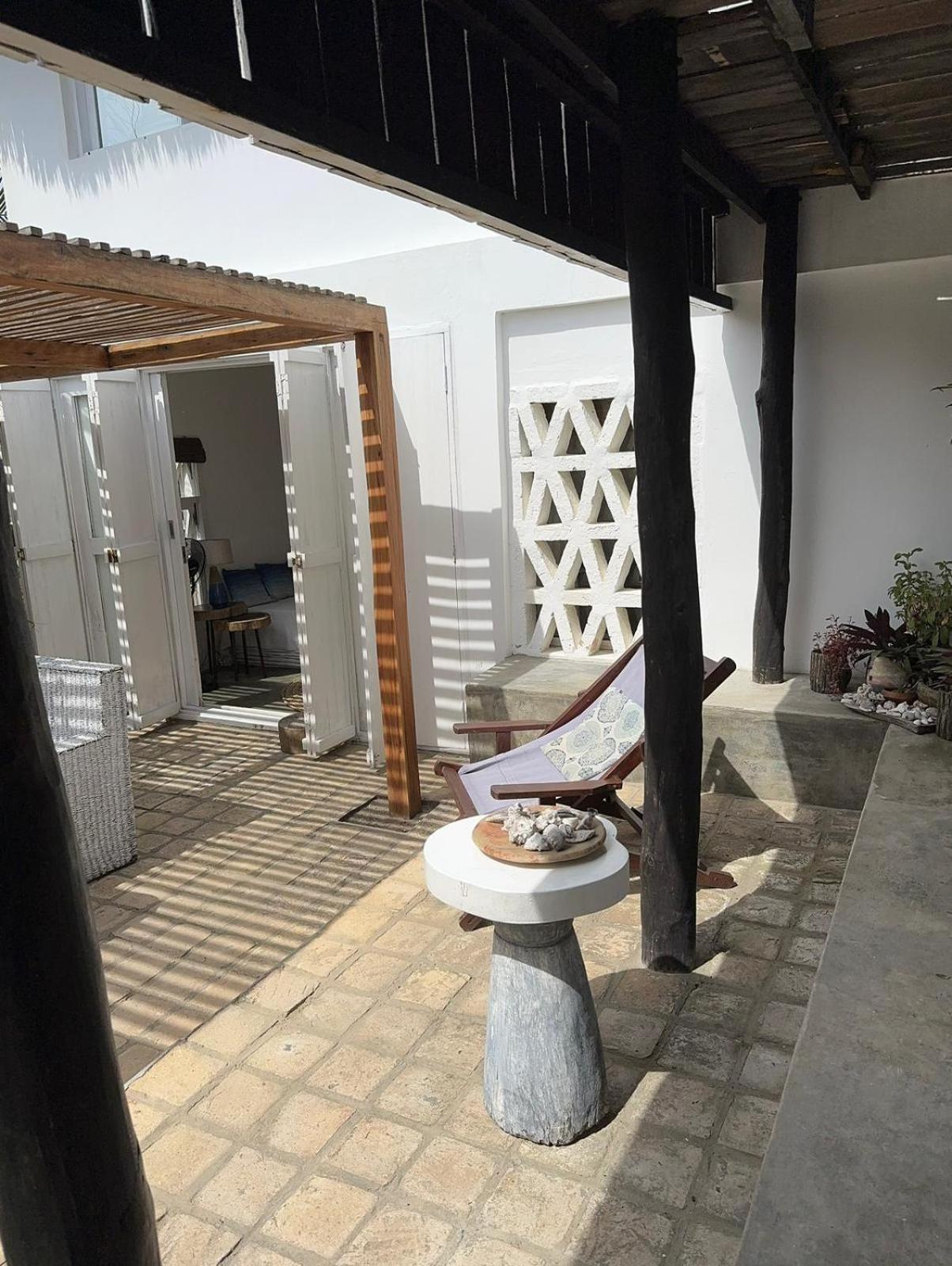 Mar-Me-Quer, Eco Beach Retreat イニャンバネ エクステリア 写真